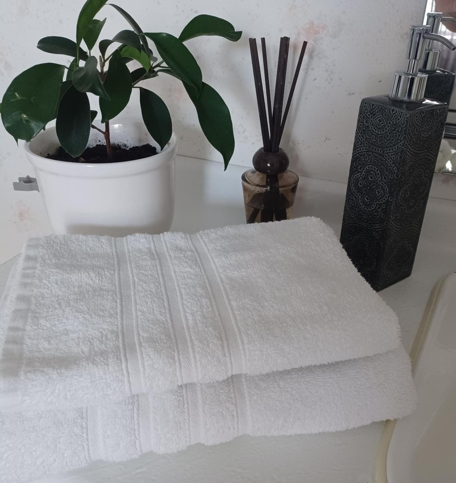 Great Guest House Natalie'S Skjervoy المظهر الخارجي الصورة